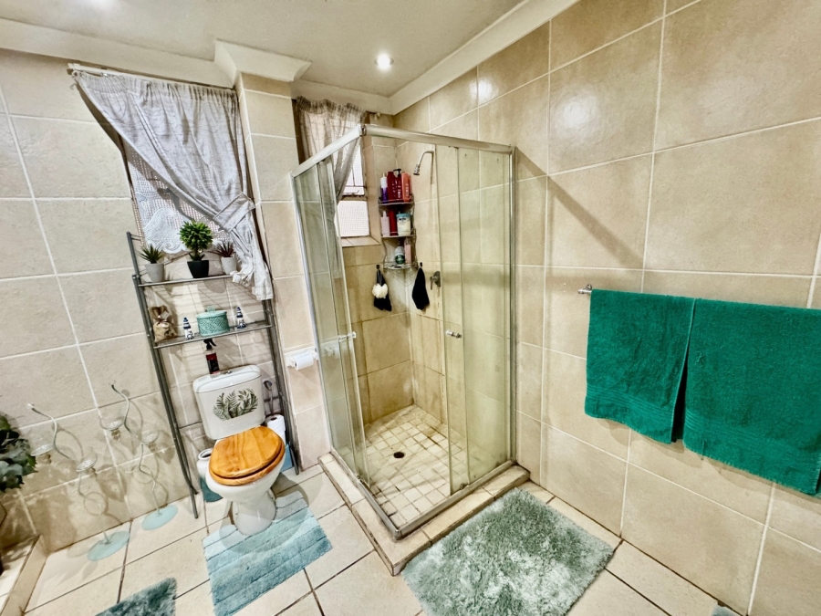 4 Bedroom Property for Sale in Die Bult North West
